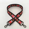 Detalle de correa étnica para bolso con diseño jacquard y ganchos metálicos ajustables - Patrón 5 Hebilla Gris Oscuro