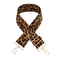 Détail de la bandoulière léopard avec crochets dorés et boucle de réglage en métal - Jaune Marron-A