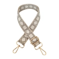 Details des verstellbaren Jacquard-Taschenriemens mit goldenen Metall-Karabinerhaken - Goldschnalle / 4-Beige & Grau
