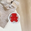 Dettaglio macro del supporto per telefono a forma di orso con strass rossi e base - Orsetto Magnetico con Strass Completi / Rosso