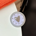 Detail of a purple magnetic phone grip with silver heart and mine text engraving - Matte Silver Magnetic - Dopamine Small Heart Mirror / Purple