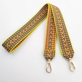 Dettaglio della tracolla per borsa in tessuto etnico spesso con motivi colorati e ganci dorati - Chiusura in Argento / Colore #6 Lungo