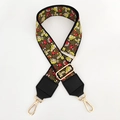 Detailansicht der Ethno-Blumenstickerei auf einem 5 cm breiten, verstellbaren Taschengurt - Nr. 8 Kleine Rote Blume + Schwarzes Leder / Silberverschluss