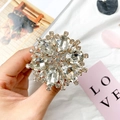 Supporto per telefono di lusso a forma di fiore con cristalli su base dorata - Supporto per Pietre Preziose-N. 32 Grande Diamante Pieno / Bianco