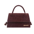 Donkerrode handtas met luipaardprint in matte finish met goudkleurig logo en schouderband - Rood