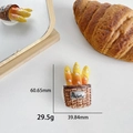 Lustige Baguette-Korb Handyhalterung mit Klebepad und Luftpolster für Smartphone Ständer - Bambuskorb Brot Form
