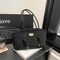 Grand sac cabas noir matelassé avec logo doré et lanières nouées pour femmes 2025 - Style 2 (Motif Matelassé) / Matelassé Noir