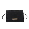 Elegante borsa a tracolla nera testurizzata coccodrillo con fibbia in metallo dorato - Nero