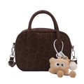 Borsa a tracolla leopardata marrone con ciondolo a mostro e dettagli argentati - Con Ornamento / Marrone