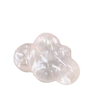 Rosafarbener, schillernder Handy-Griff in Wolkenform für den Schreibtisch, minimalistisch - Wolkenständer / Eisseidenrosa