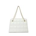 Elegante borsa a tracolla trapuntata bianca con catena dorata e patta classica - Bianco