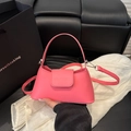Mini Handtasche in leuchtendem Rosa aus Kunstleder mit FANYISSA Logo und Gurt - Rosa