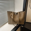 Sac fourre-tout minimaliste en cuir kaki avec foulard décoratif et boucle métallique - Kaki