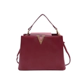 Sac à main trapèze rouge vin élégant avec boucle en V dorée et cuir à texture grainée - Rouge