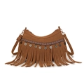 Braune Bohemian Hobo-Schultertasche mit Fransen, Ethno-Weberei und Münzdekor - Braun