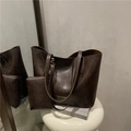 Vintage brown leather tote bag with knotted handles and matching internal pouch - Brown