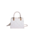 Schicke weiße Stepptasche mit geflochtenem Griff und goldfarbenen Metallbeschlägen - Weiß