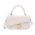 Borsa a mano quadrata in pelle bianca con fibbia dorata a D e manico superiore - Bianco