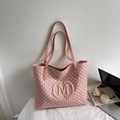 Pink monogram tote bag with M logo, large capacity trendy shoulder bag for women - Pink