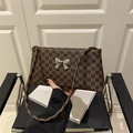 Borsa sottobraccio marrone con monogramma, fiocco argento e grande capacità通勤 - Stile M Caffè