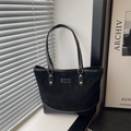 Schwarze gesteppte Shopper-Tasche mit Wildleder-Patchwork für den täglichen Pendelverkehr - Schwarz