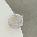 Détail du support téléphone étoile avec paillettes mauves et surface miroir avec mine - Support Magnétique / Violet foncé