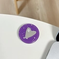Dettaglio macro del supporto per telefono glitter viola con specchio a forma di cuore - Trasparente-Specchio Cuore Stellato-Viola Scuro