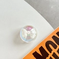 Gros plan détaillé d'un support de téléphone boule de cristal laser avec nœud blanc 3D - Support Boule de Cristal - Bulle de Rêve - No. 41
