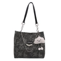 Bolso tote de lona gris oscuro con estampado floral, perlas y colgante de peluche - Negro (Con Colgante)