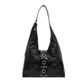 Sac hobo noir brillant avec rivets argentés et bandoulière large réglable - Noir