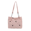 Borsa tote trapuntata rosa con ricami floreali neri e catena in metallo argento - Rosa