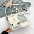 Bolso bandolera de contraste en cuero crema y plata metalizada con etiqueta decorativa - Plateado