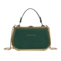 Borsa a mano a scatola verde scuro con tracolla a catena oro e bordo in metallo - Verde scuro