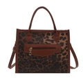 Bolso tote con estampado de leopardo y detalles de cuero marrón con cremallera dorada - Marrón