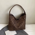 Bolso tote minimalista con estampado de leopardo y gran capacidad para la oficina diaria - Marrón