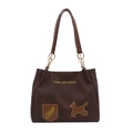 Borsa tote marrone con stampa TIDAL DRYNESS e toppe in pelle retrò su sfondo bianco - Marrone