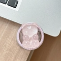Dettaglio del supporto per telefono a orso rosa con resina glitterata e perle su legno - Orso Magnetico Glitter Perlato-Rosa
