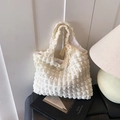 Sac fourre-tout blanc à bulles texturées avec un nœud en dentelle beige élégant - Blanc