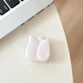 Détail d'un support de téléphone minimaliste en forme de tulipe blanche sur un bureau - Support Tulipe / Blanc