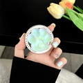 Nahaufnahme der Katzenpfote-Handyhalterung mit holografischem Finish und Gravur - Magsafe Magnetischer Typ / Englischer Gift Magnetständer - Mattierte Katzenpfote - Bunter Laser