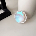 Detailansicht der holografischen Erdbeere Handyhalterung mit 3D-Struktur und Laser-Effekt - Magnetischer Holographischer Erdbeer-Stil