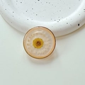 Dettaglio del supporto telefono con vera margherita bianca in resina rosa e oro - Arancione Nuvola Scintillante (Supporto Trasparente-Anello d'Oro Vero Fiore Margherita)