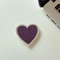 Vista dettagliata del supporto per telefono a cuore con glitter viola e strass - Viola