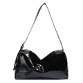 Grande borsa hobo in pelle verniciata nera con finitura lucida e tracolla spalla - Nero