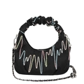 Schicke schwarze Halbmond-Handtasche mit bunter Stickerei und modischer Silberkette - Schwarz
