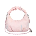 Rosa plissierte Cloud-Handtasche mit bunten Stickereien und Kettenriemen auf weißem Grund - Rosa