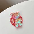 Makroansicht einer 3D Bär Handyhalterung mit rosa Glitzer und Gift For You Aufschrift - Rot