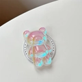 Makro-Detail von holografischem Glitzer-Bär Handyhalter mit Gift For You Gravur - Weiß