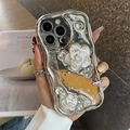Custodia per iPhone argento ondulata con fiore di camelia 3D e decoro in strass - Camelia Argentata (Senza Catena) / iPhone 7/8/SE 2020