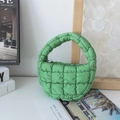 Mini sac nuage matelassé vert citron en tissu bouffant avec poignée supérieure - Vert